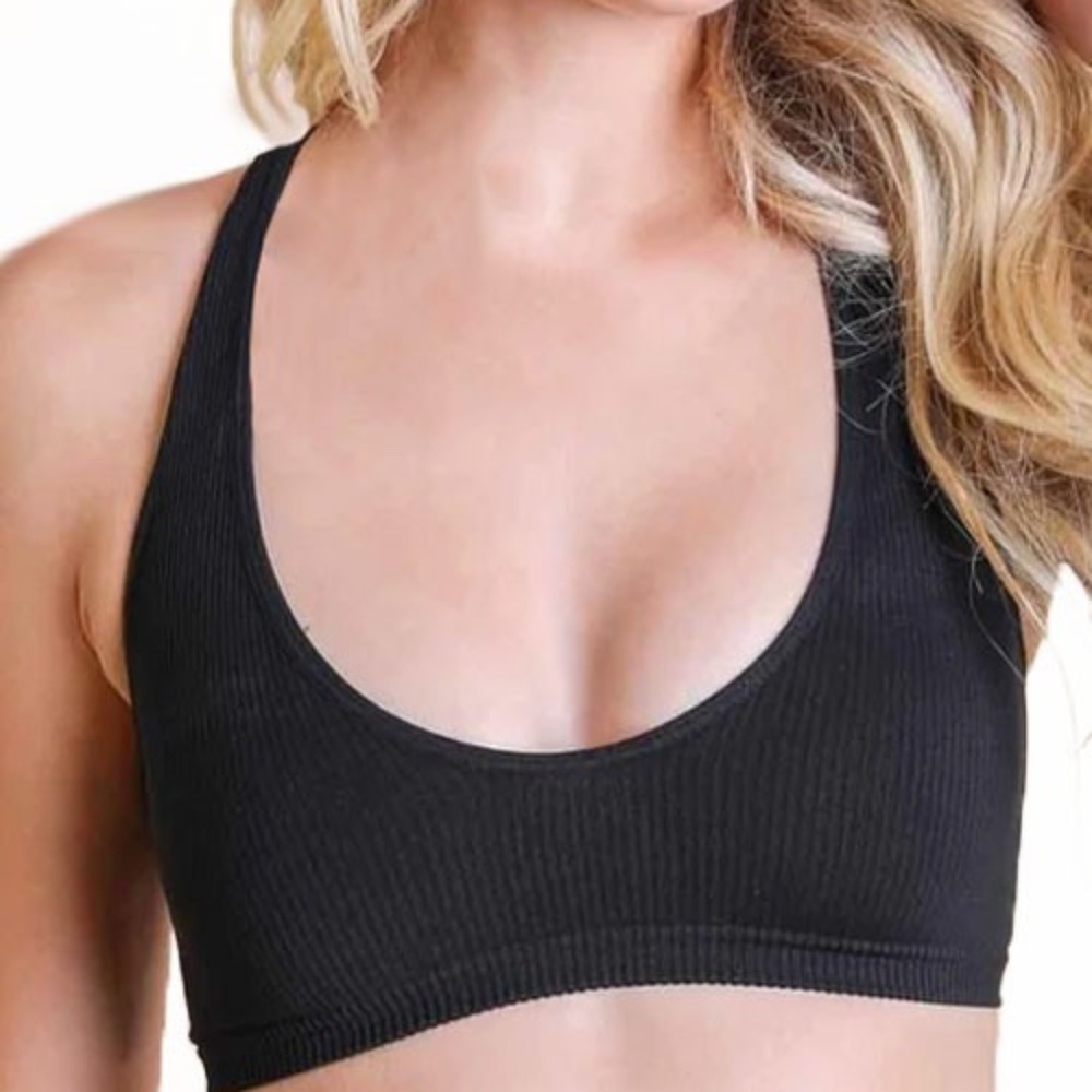 Black Removable Padded Seamless Ribbed Criss Cross Back Bralette - Picture 3 of 3